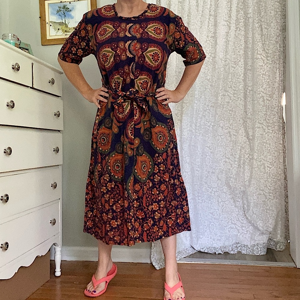 No brand, size large, dress with tie waste